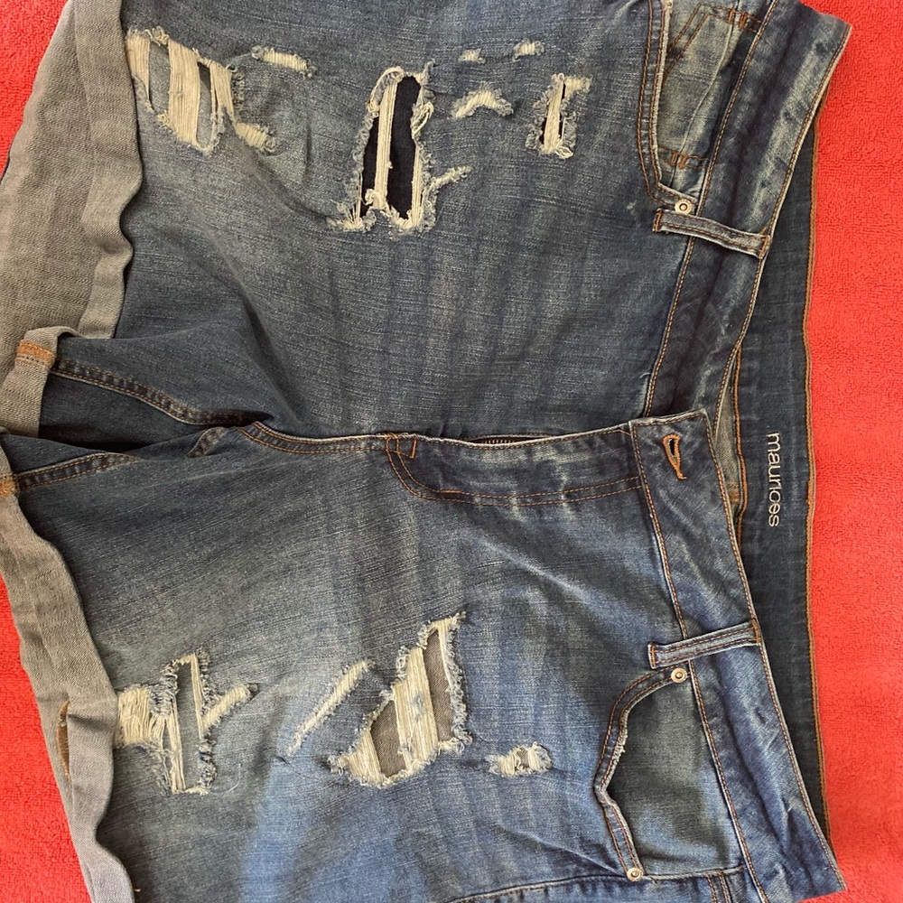 Maurice’s 22 shorts